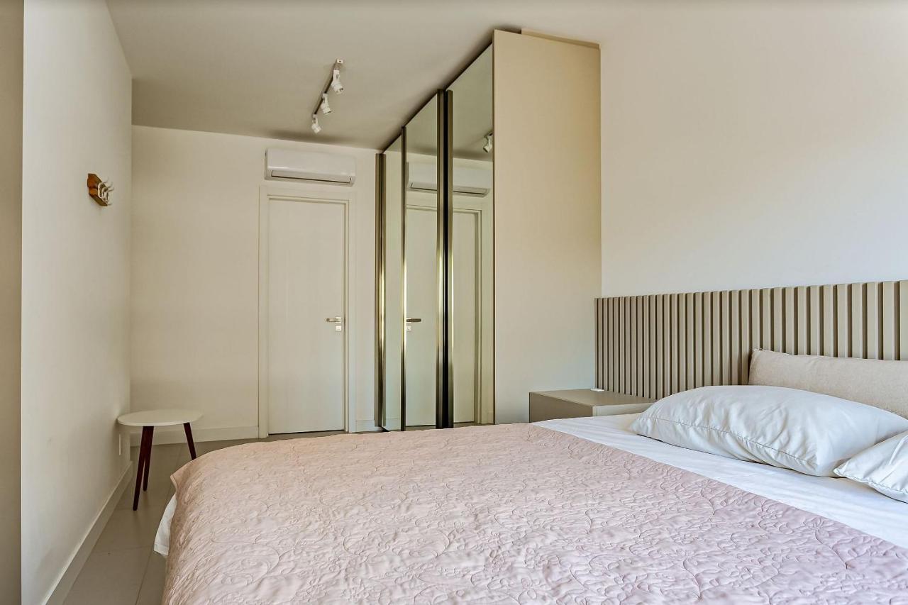 Apartamento moderno e sofisticado em Jurerê 200m do mar JRR103 Florianopolis Exterior foto